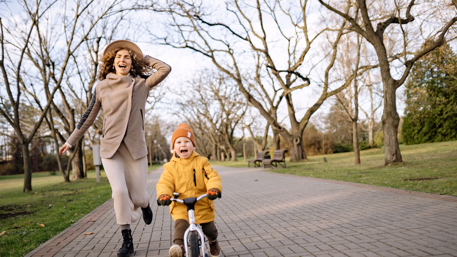 Featured image for Balance Bike or Tricycle: Which Teaches Riding