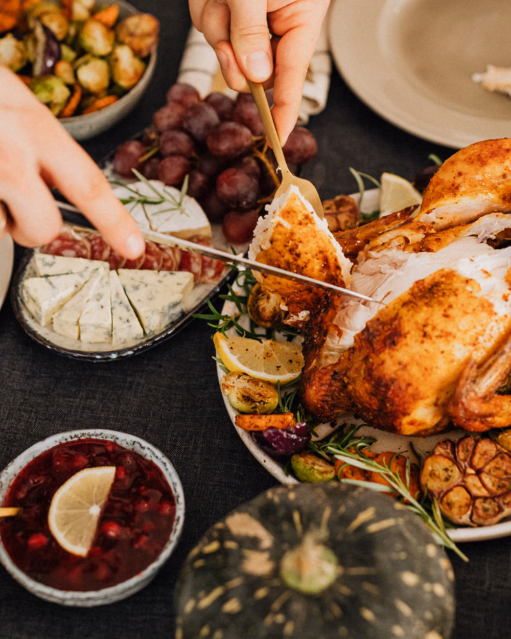 Featured image for Silicone Oven Mitts Compared for Thanksgiving Roasting