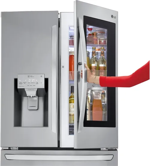 <strong>LG InstaView ThinQ Refrigerator</strong>